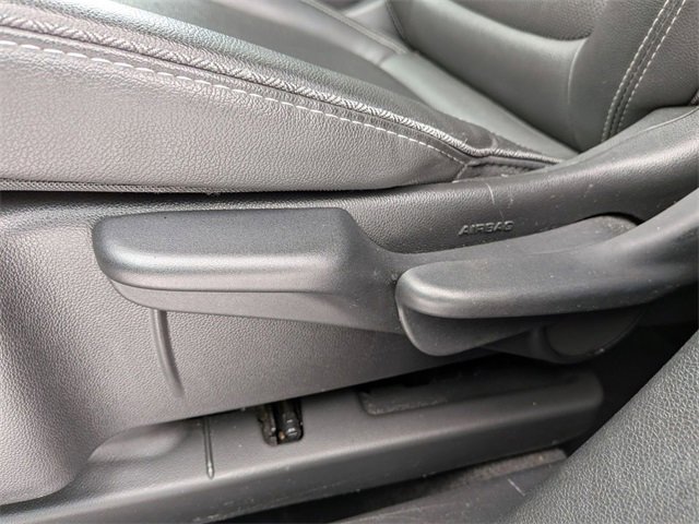 Used 2024 Buick Encore GX Sport Touring image 13