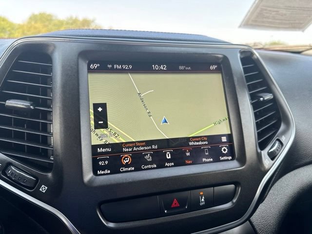Used 2022 Jeep Cherokee Trailhawk w/ Sound & Nav Group AWD/4WD image 3