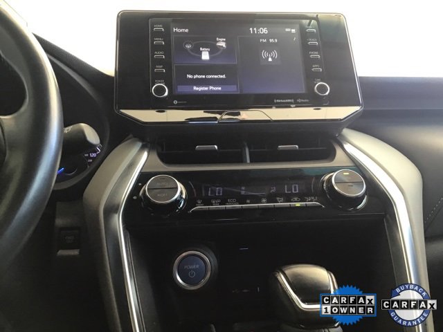Used 2021 Toyota Venza LE image 25