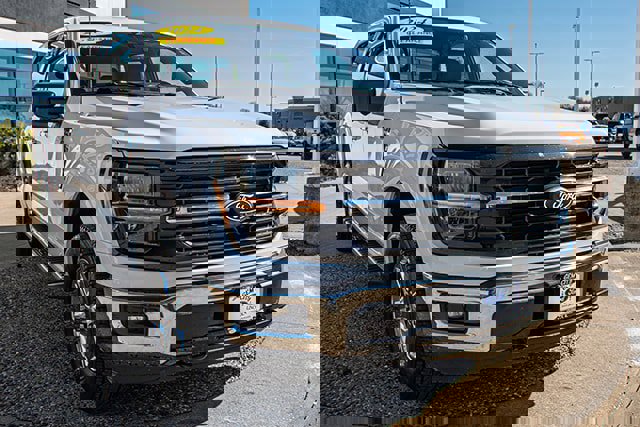 Used 2024 Ford F150 XLT w/ Tow/Haul Package image 7