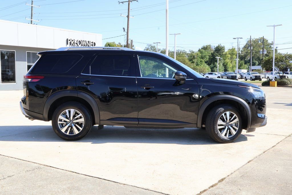 Used 2025 Nissan Pathfinder SL image 20