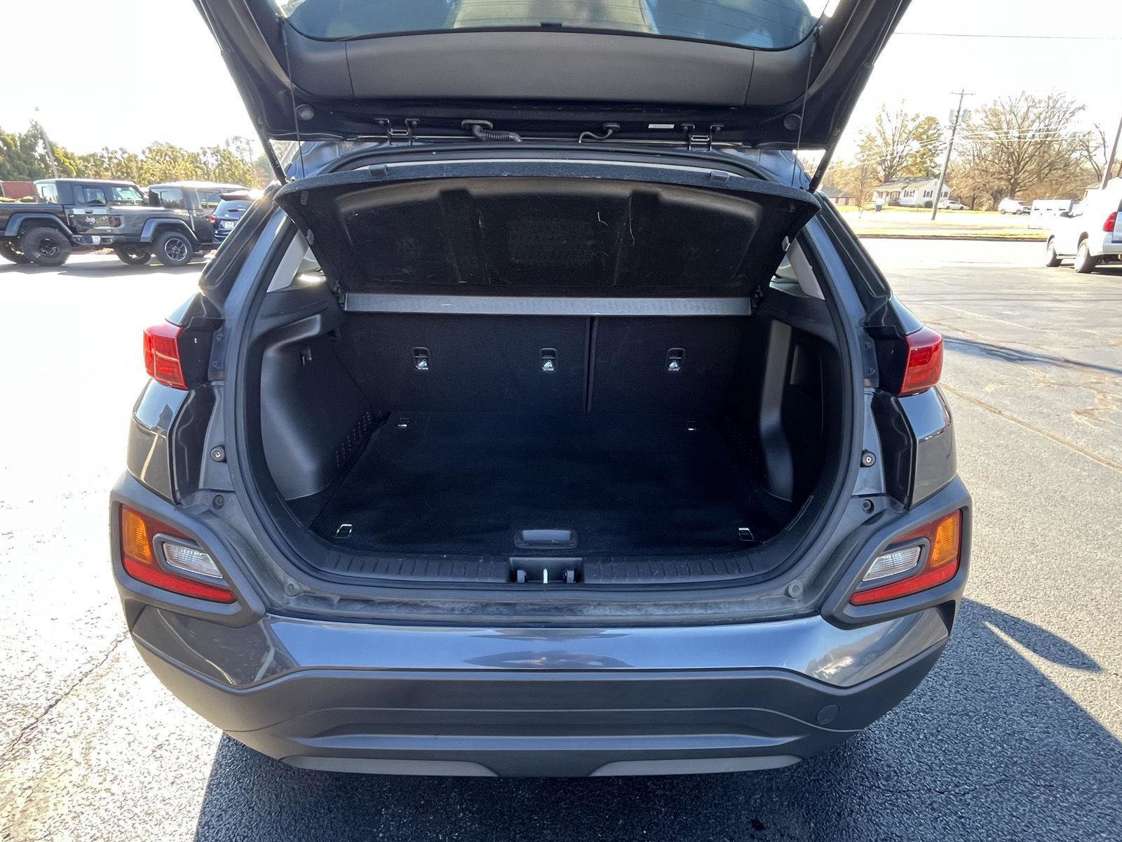 Used 2019 Hyundai Kona SE image 26