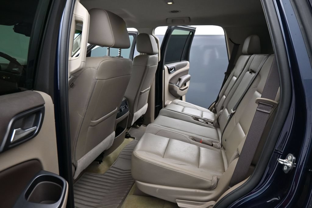 Used 2018 Chevrolet Tahoe LT w/ Luxury Package AWD/4WD image 16
