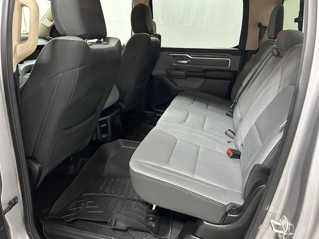 Used 2020 RAM 1500 Big Horn AWD/4WD image 14