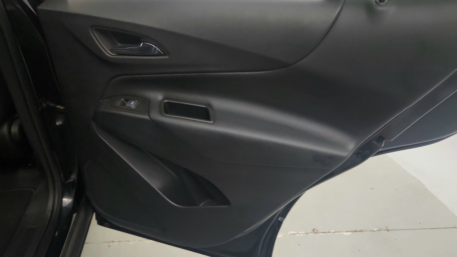 Certified 2023 Chevrolet Equinox LT FWD image 23