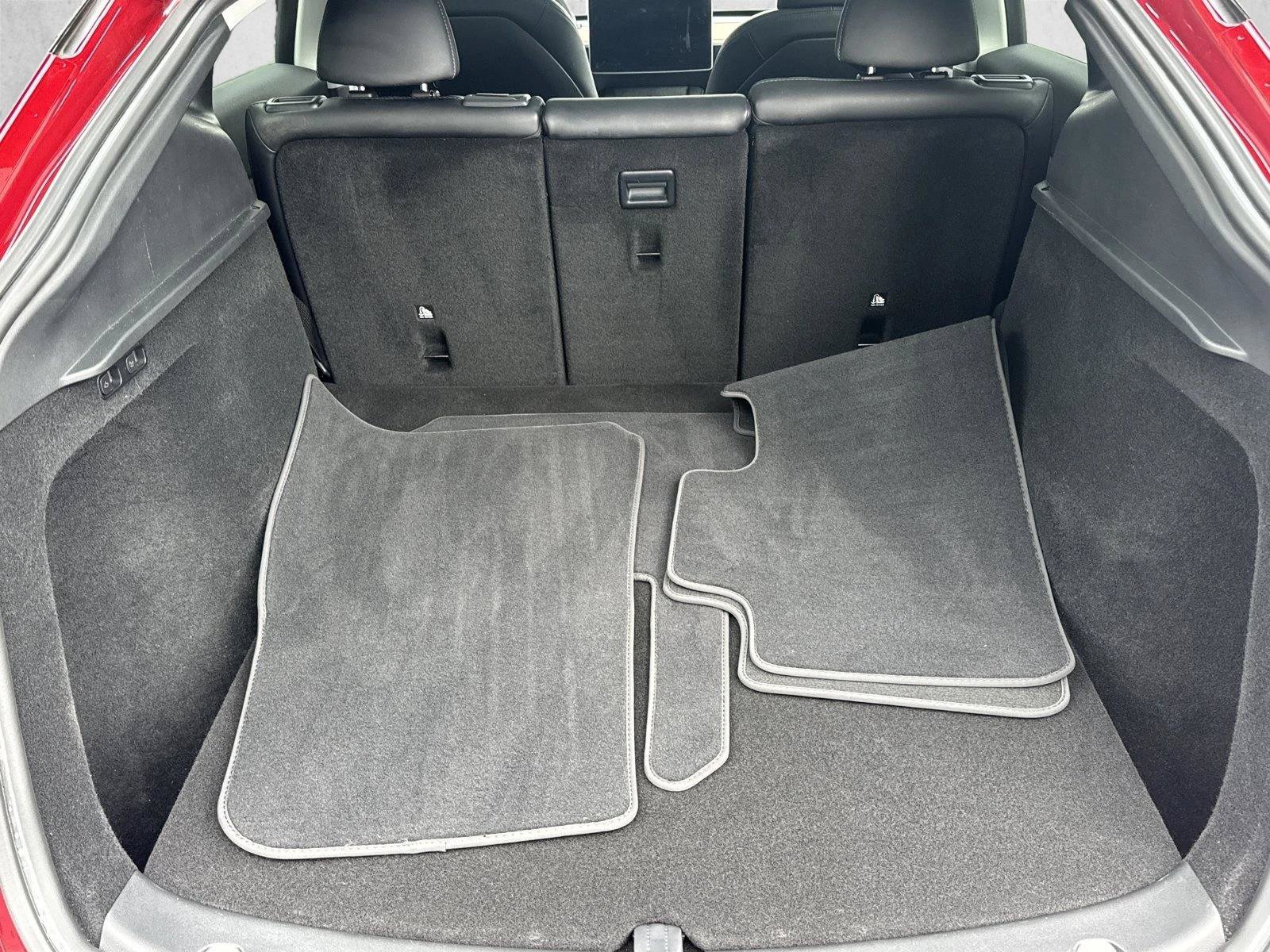 Used 2023 Tesla Model Y Long Range AWD/4WD image 8