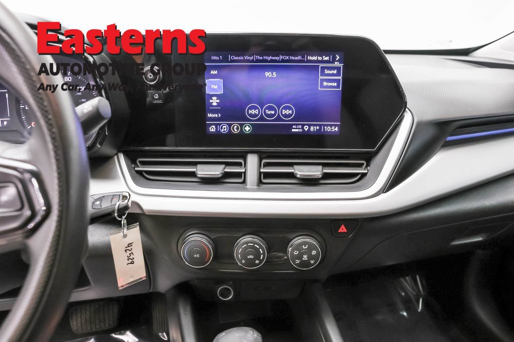 Used 2024 Chevrolet Trax LS w/ Driver Confidence Package FWD image 12