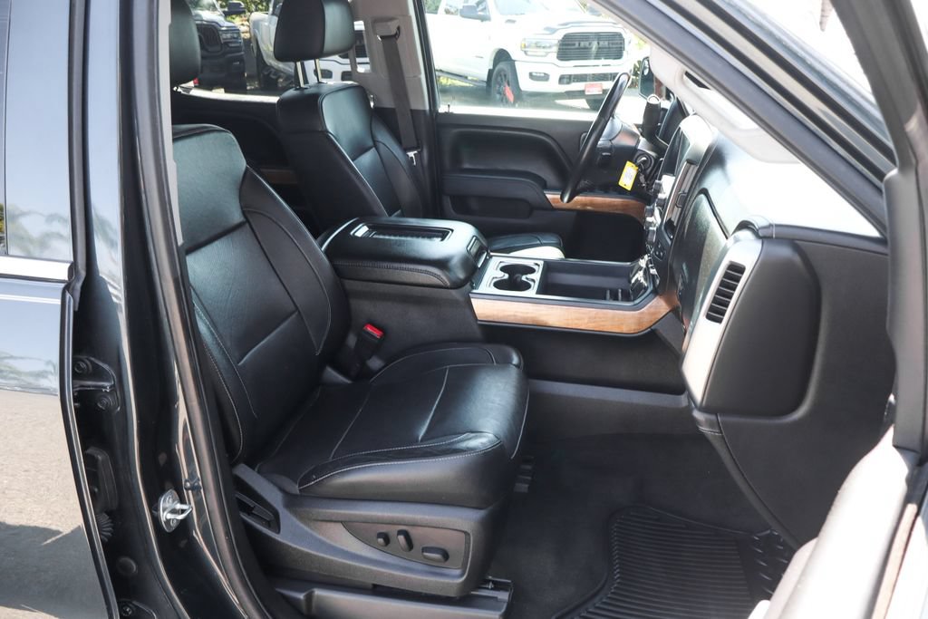 Used 2017 Chevrolet Silverado 1500 LTZ w/ Sport Package AWD/4WD image 51