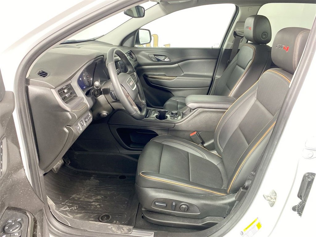 Used 2023 GMC Acadia AT4 w/ Technology Package image 11
