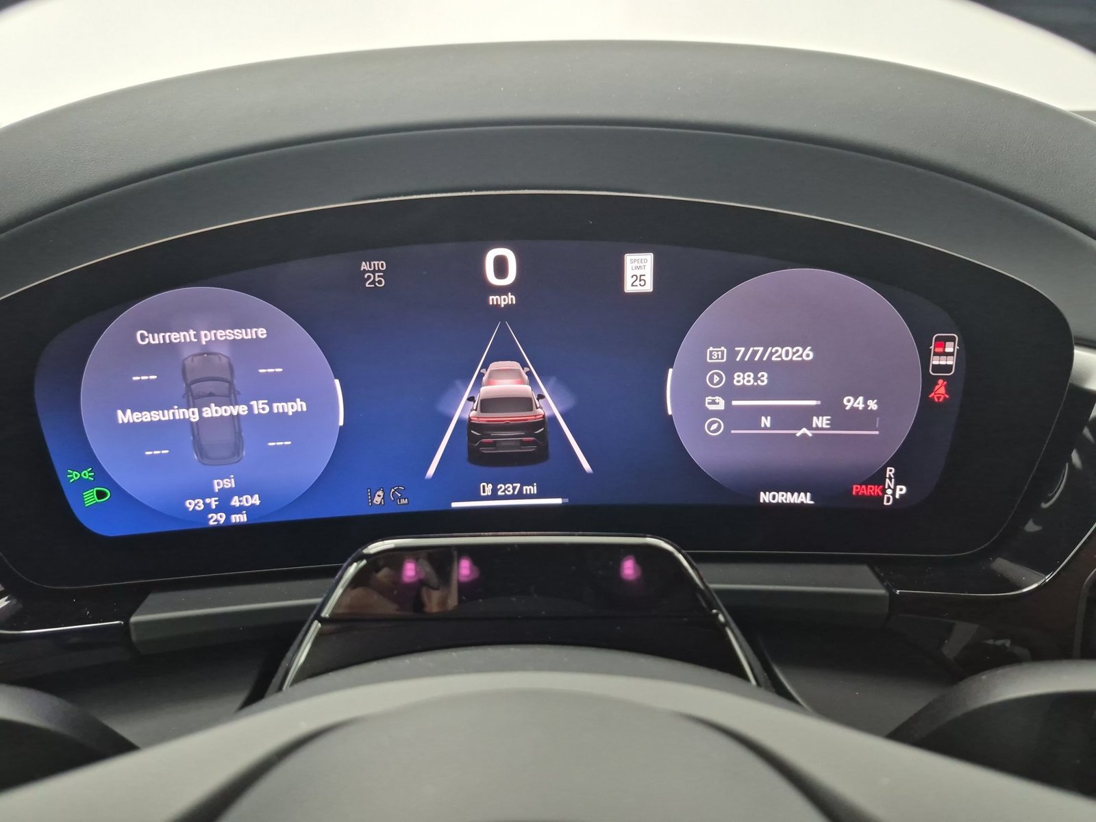 New 2026 Porsche Macan 4 Electric AWD/4WD image 11