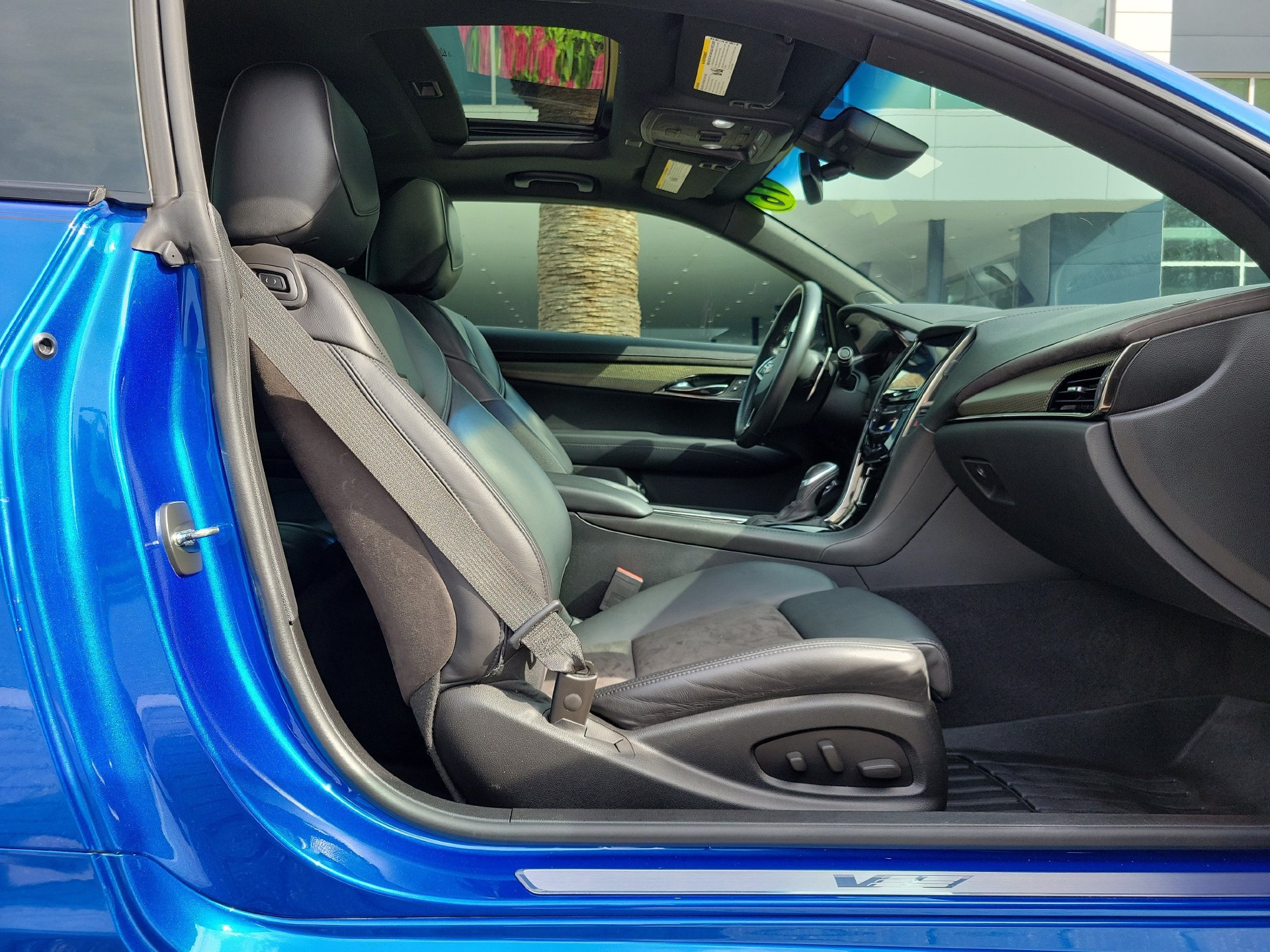 Used 2016 Cadillac ATS V w/ Luxury Package RWD image 16