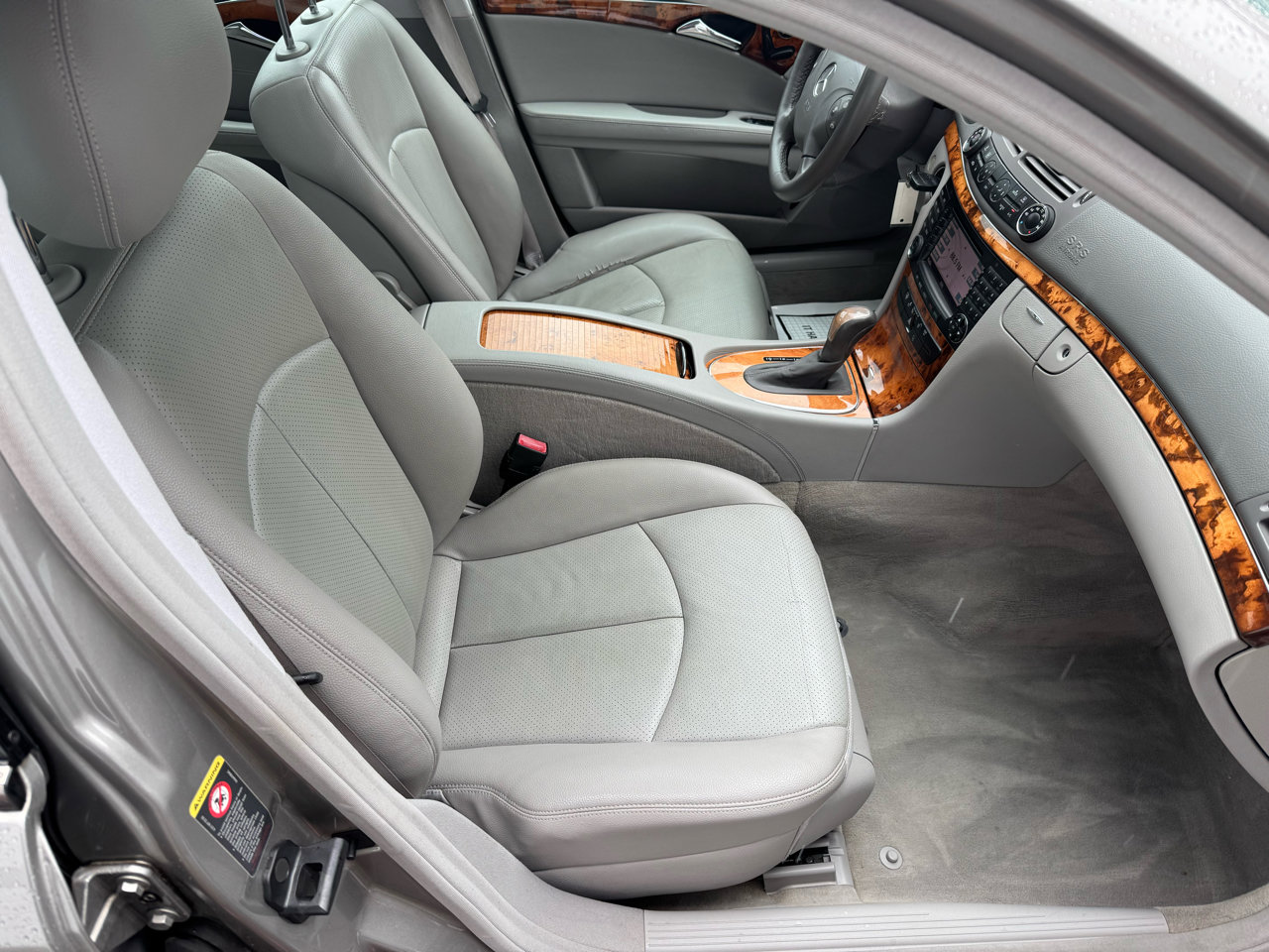 Used 2005 Mercedes-Benz E 320 4MATIC Sedan image 11