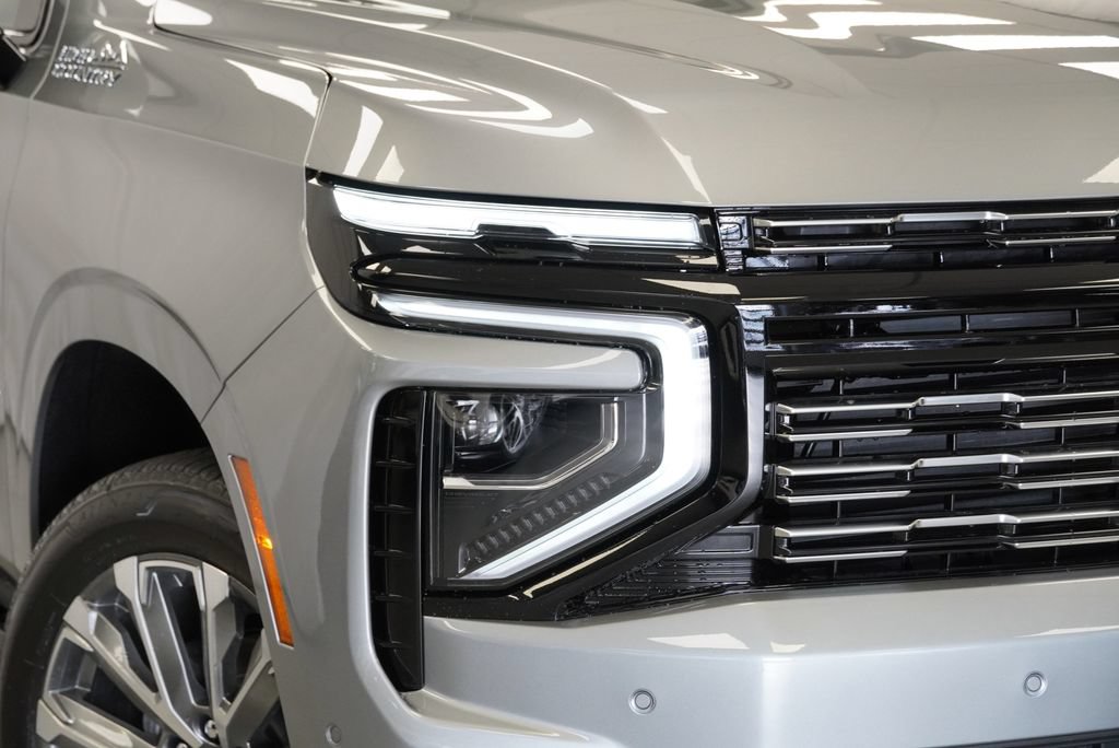 New 2026 Chevrolet Tahoe High Country AWD/4WD image 35