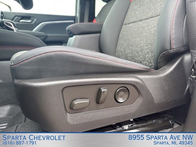 Used 2023 Chevrolet Colorado Z71 w/ Z71 Convenience Package 2 AWD/4WD image 15