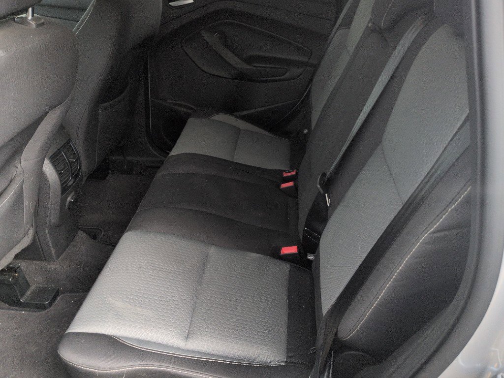 Used 2019 Ford Escape SE image 6