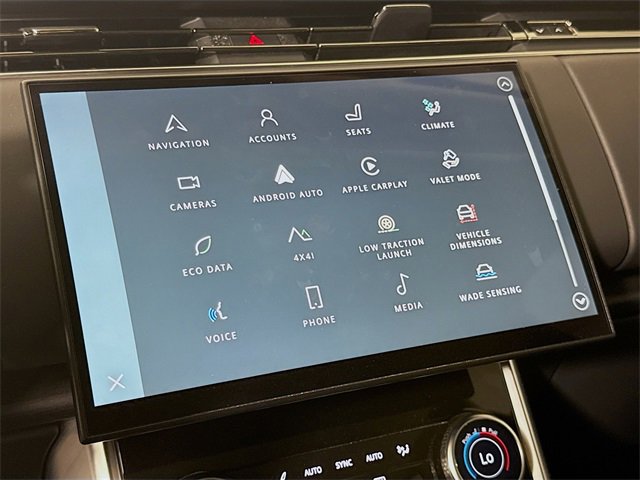 Used 2023 Land Rover Range Rover SE image 15