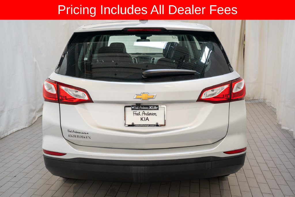 Used 2020 Chevrolet Equinox LS FWD image 4