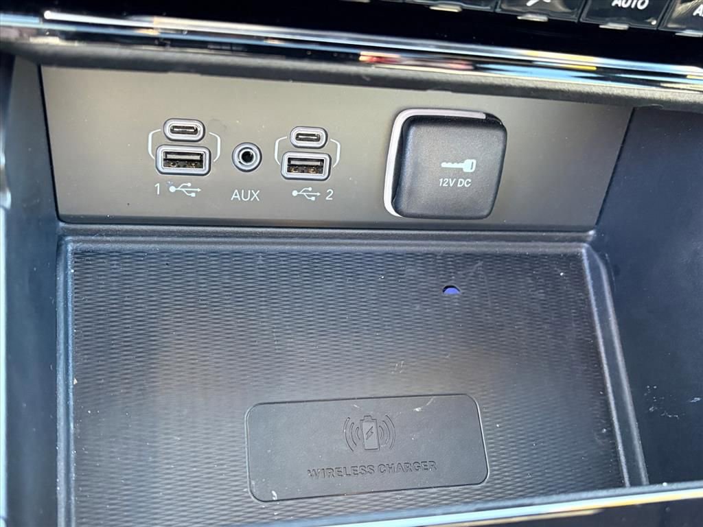 Used 2023 Jeep Grand Cherokee Overland w/ Adv Protech Group III image 15