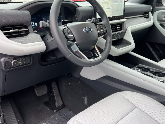 New 2027 Ford Explorer Platinum w/ LUX Leather Package AWD/4WD image 19
