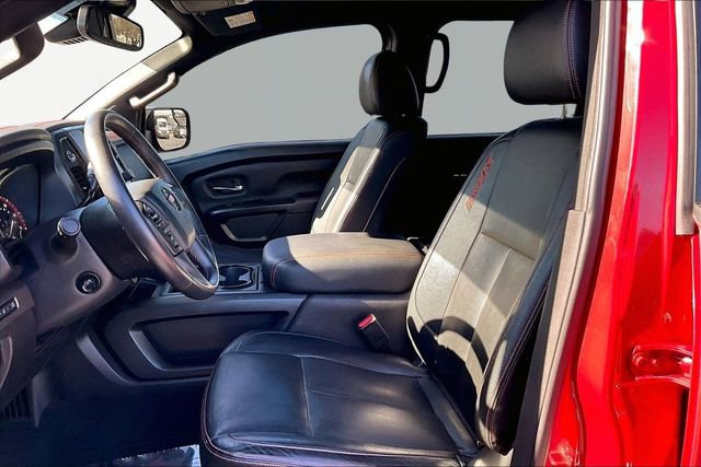 Used 2021 Nissan Titan PRO-4X w/ Pro-4x Convenience Package image 19