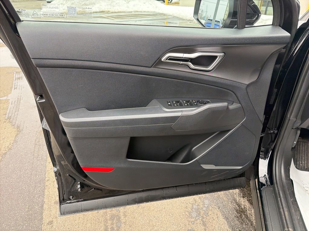 New 2026 Kia Sportage LX image 27