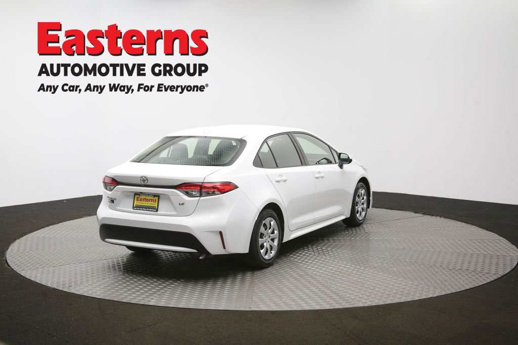 Used 2022 Toyota Corolla LE image 39
