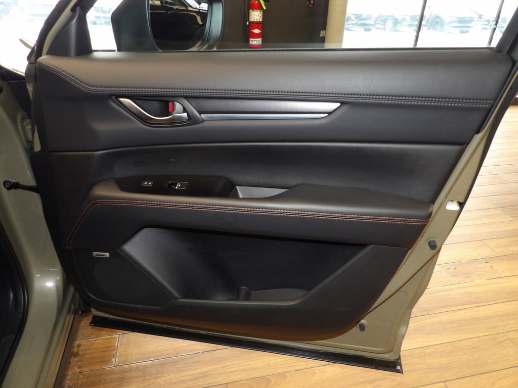 Certified 2024 MAZDA CX-5 Carbon Edition image 12