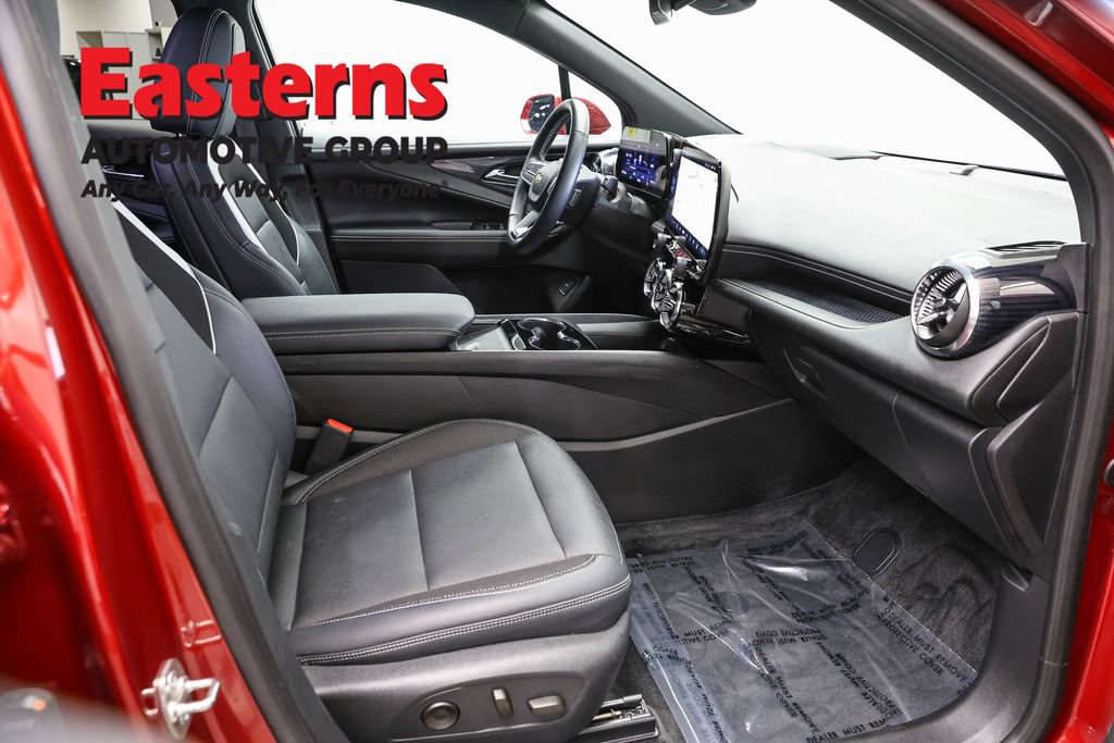 Used 2024 Chevrolet Blazer EV LT AWD/4WD image 23