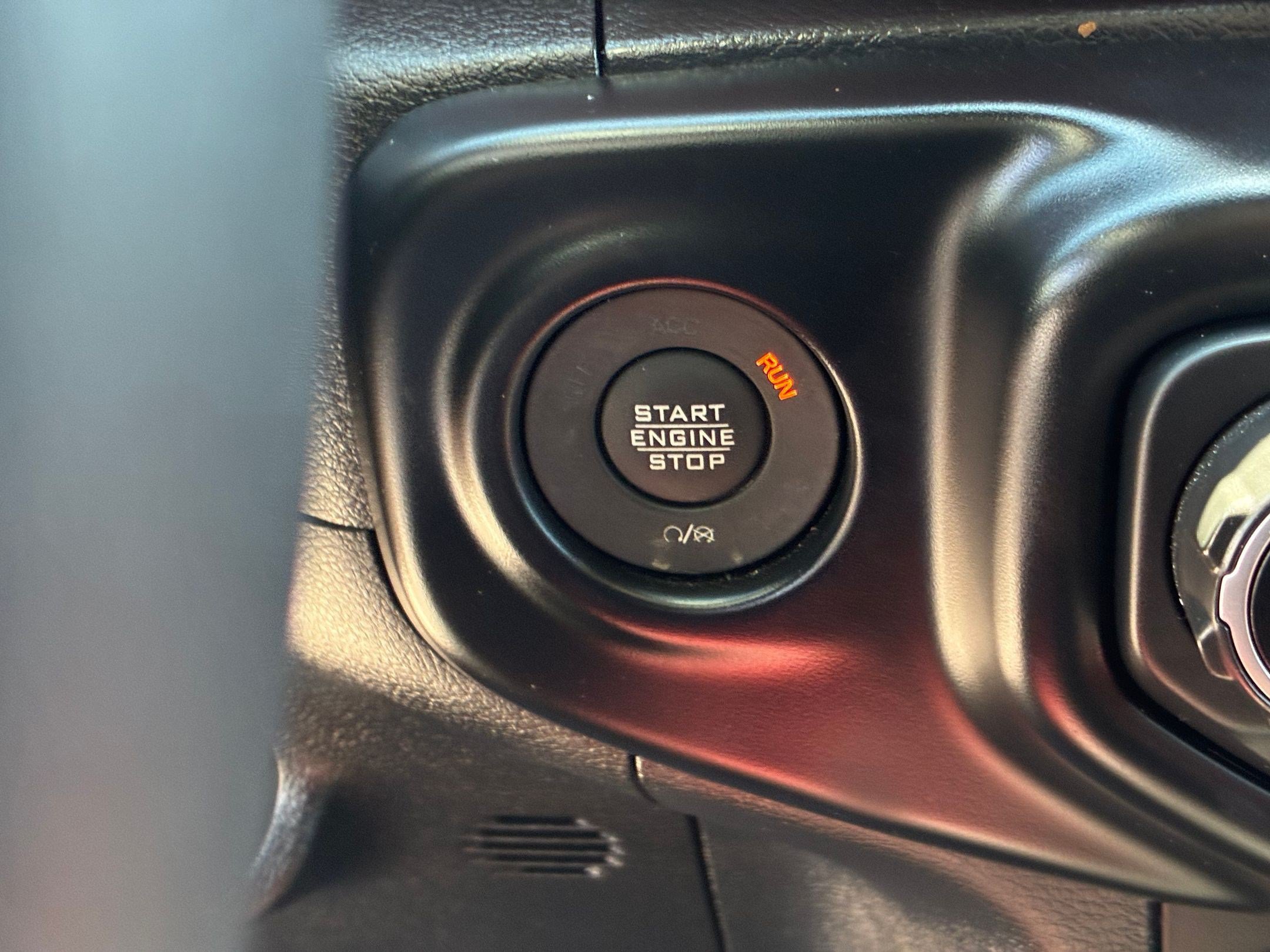 Used 2023 Jeep Wrangler Unlimited Rubicon 4xe AWD/4WD image 20