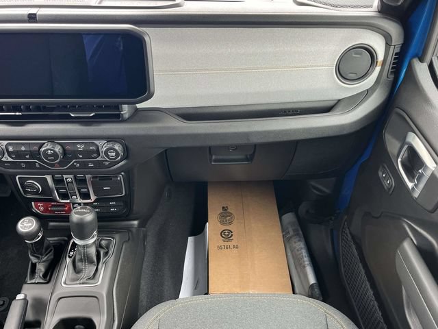 New 2026 Jeep Gladiator Mojave AWD/4WD image 15