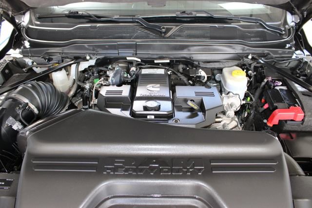 Used 2024 RAM 3500 Big Horn AWD/4WD image 28