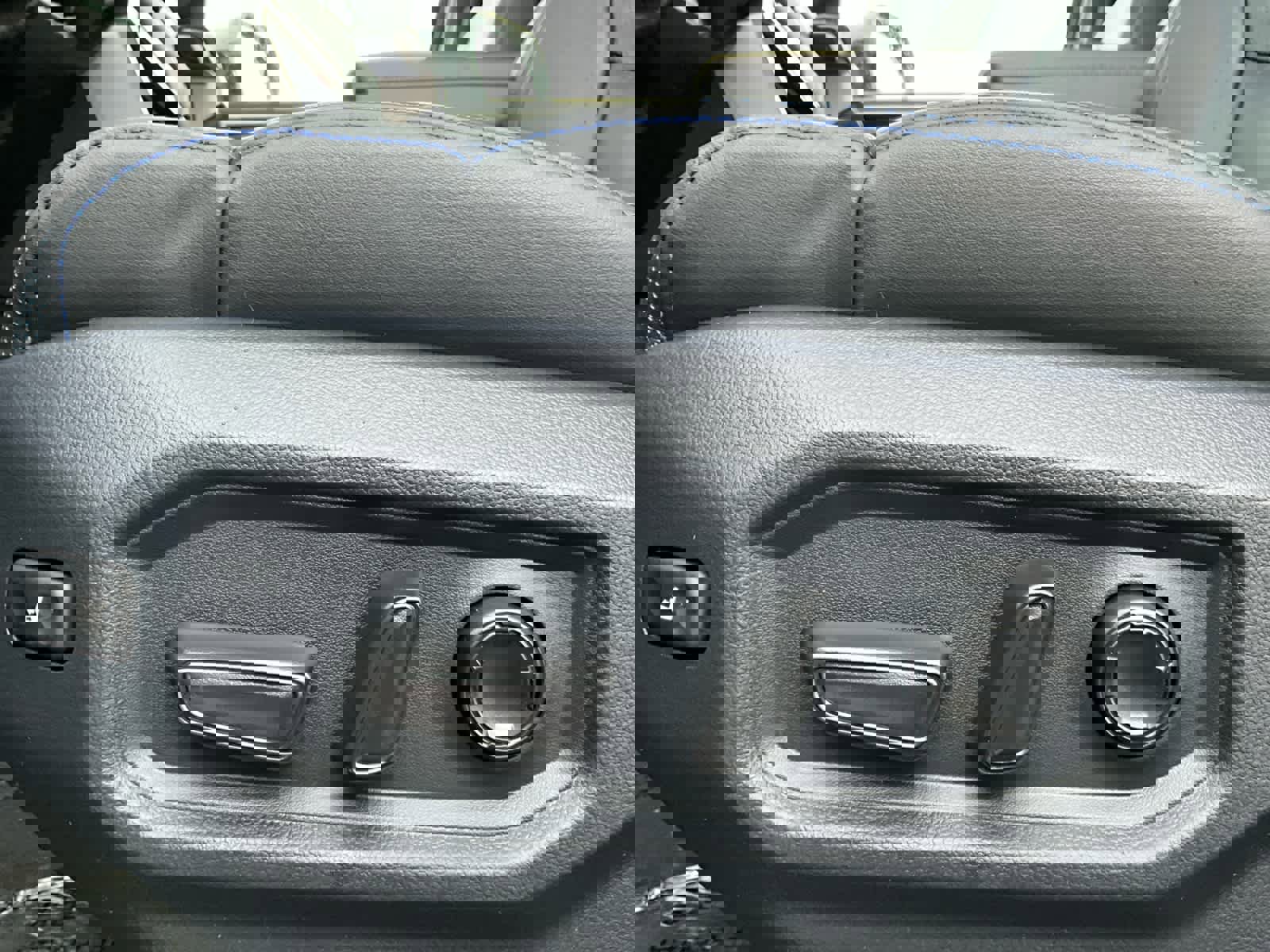 New 2026 Toyota Tundra Platinum AWD/4WD image 19