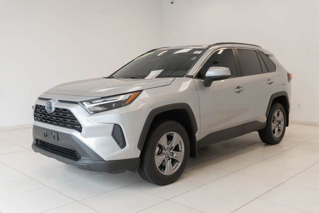 Used 2024 Toyota RAV4 XLE w/ Convenience Package AWD/4WD image 6