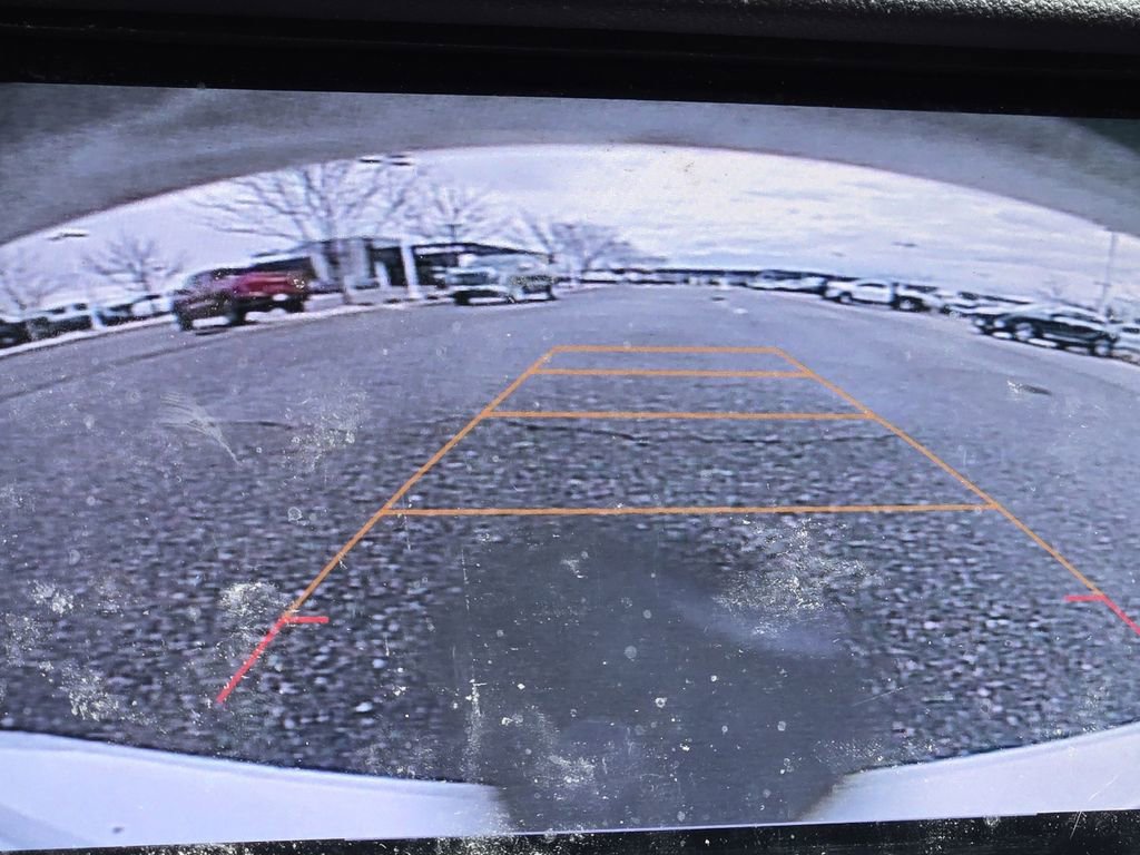 Used 2018 Buick Regal Essence w/ Driver Confidence Package #1 image 7