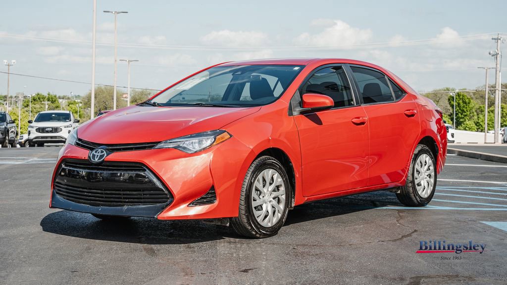 Used 2017 Toyota Corolla LE image 5