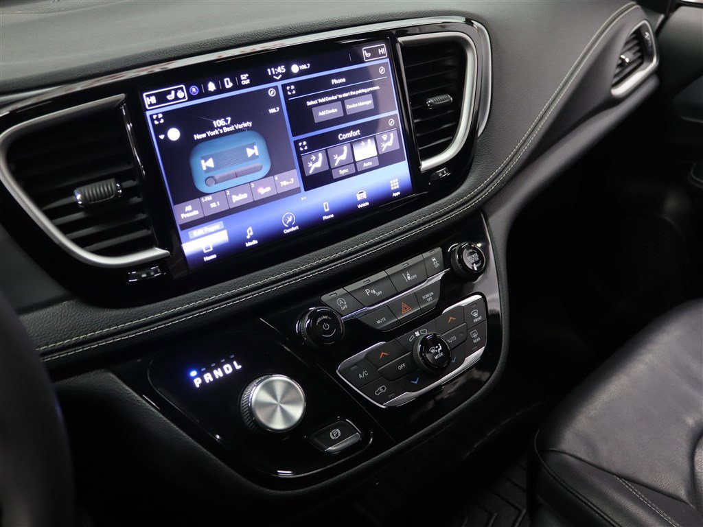 Used 2022 Chrysler Pacifica Touring-L w/ S Appearance Package image 28