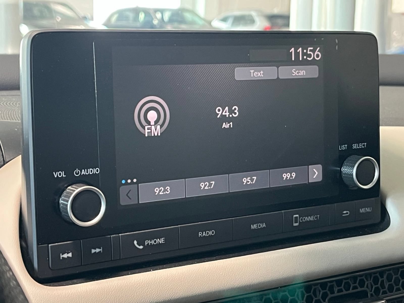 Used 2024 Honda HR-V LX image 20