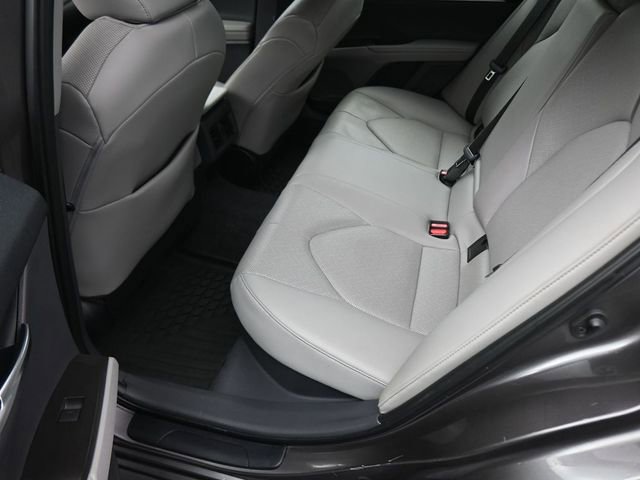 Used 2023 Toyota Camry XLE w/ Navigation Package image 16