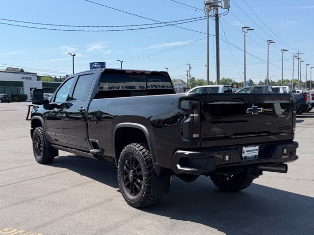 Used 2025 Chevrolet Silverado 3500 High Country w/ High Country Premium Package AWD/4WD image 4