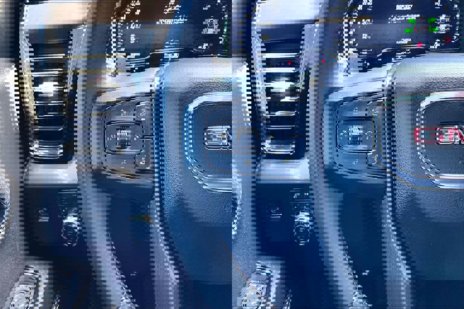 Used 2023 GMC Sierra 1500 AT4 image 24