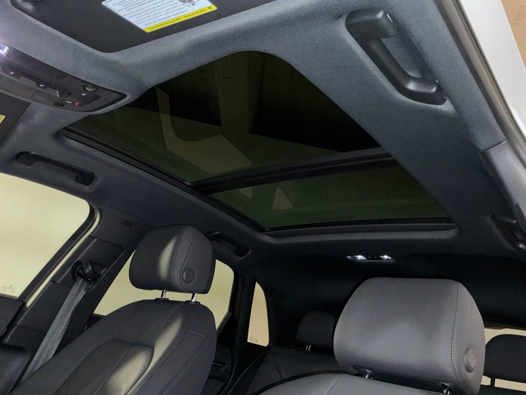 Used 2019 Audi Q3 2.0T Premium Plus image 5