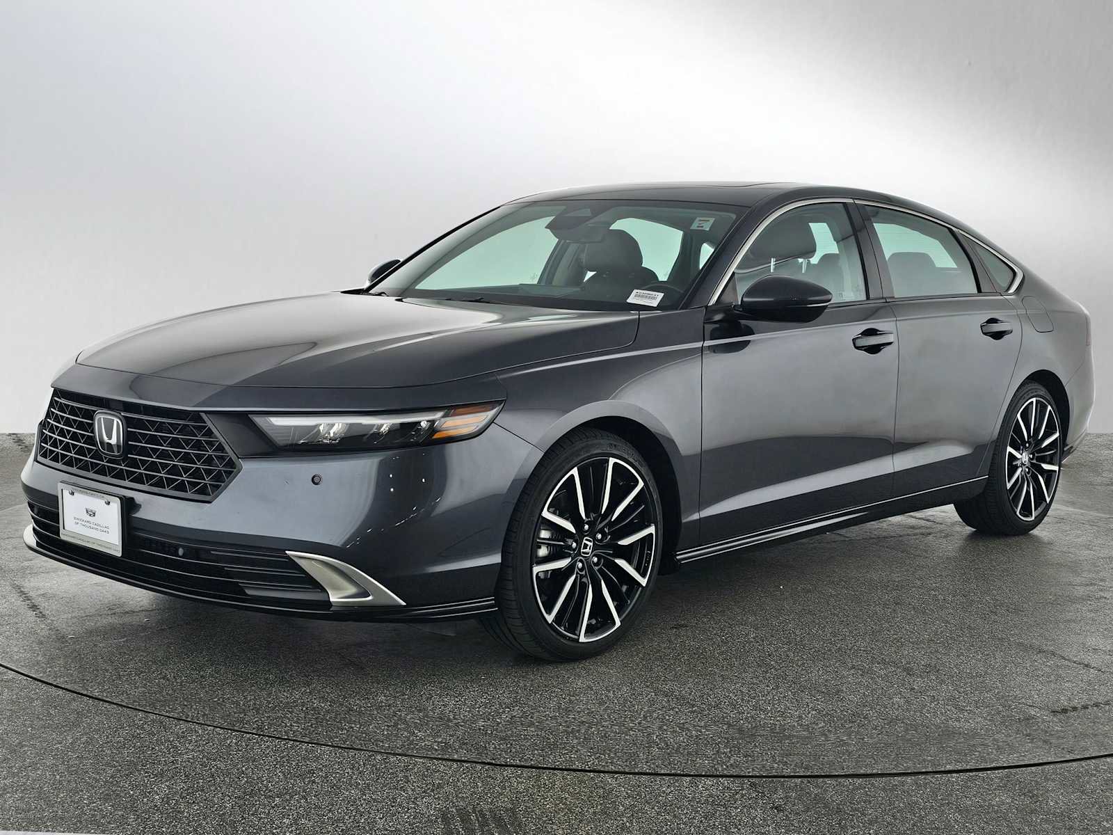 Used 2023 Honda Accord Touring image 7