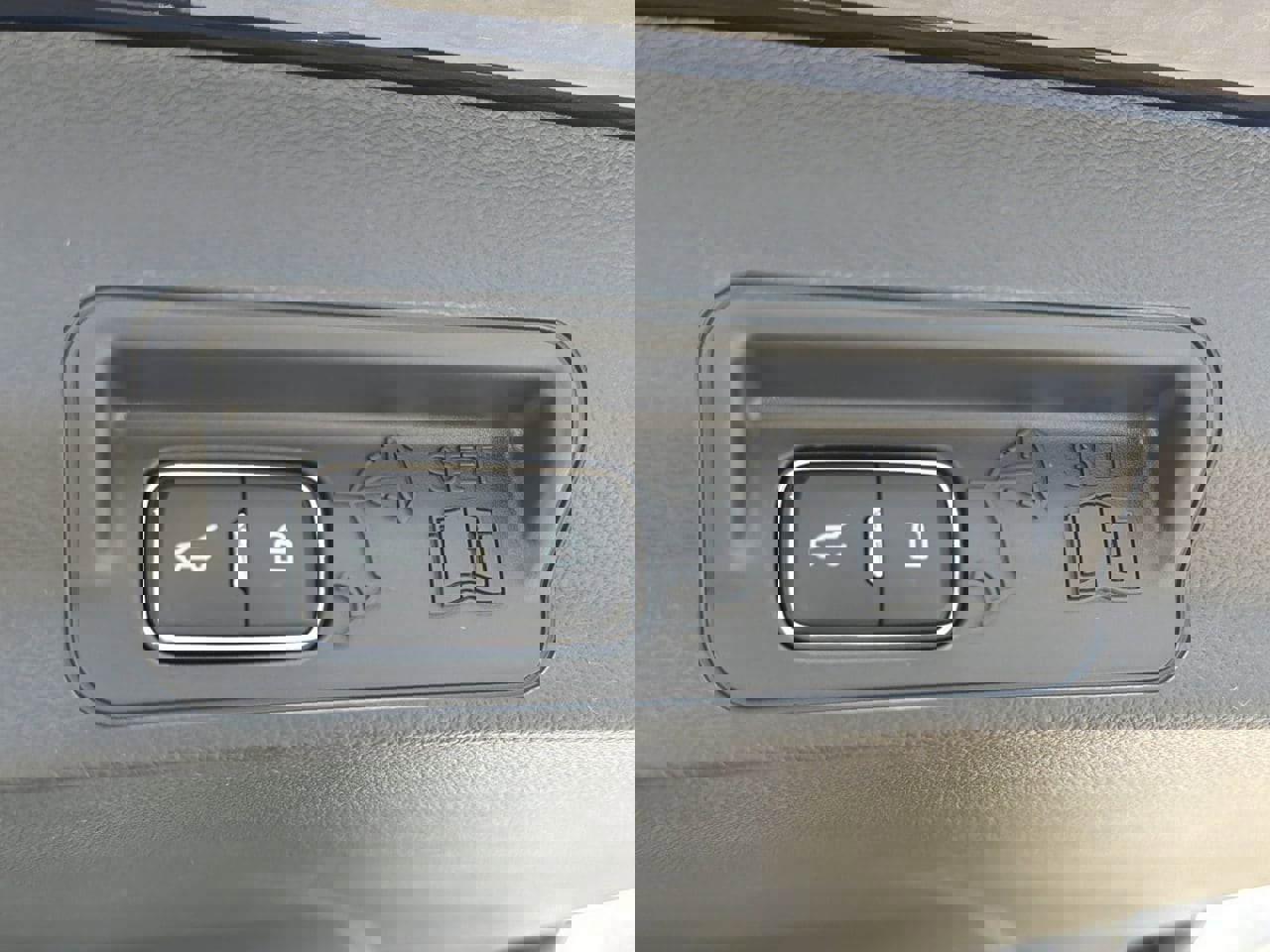 New 2026 Ford Explorer ST-Line w/ ST-Line Street Pack image 30