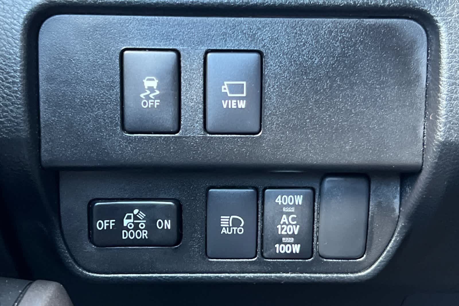 Used 2023 Toyota Tacoma TRD Off-Road w/ TRD Premium Off Road Package AWD/4WD image 30