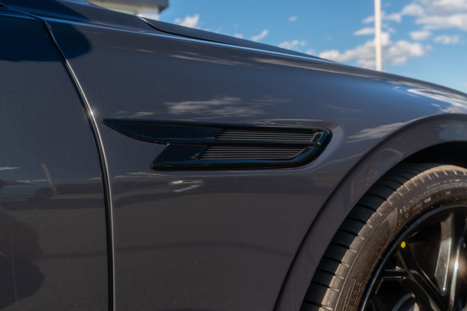 New 2025 Bentley Flying Spur Plug-In Hybrid image 17