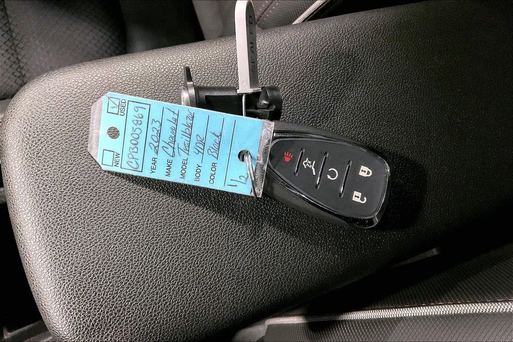 Used 2023 Chevrolet TrailBlazer RS w/ Sun and Liftgate Package image 13