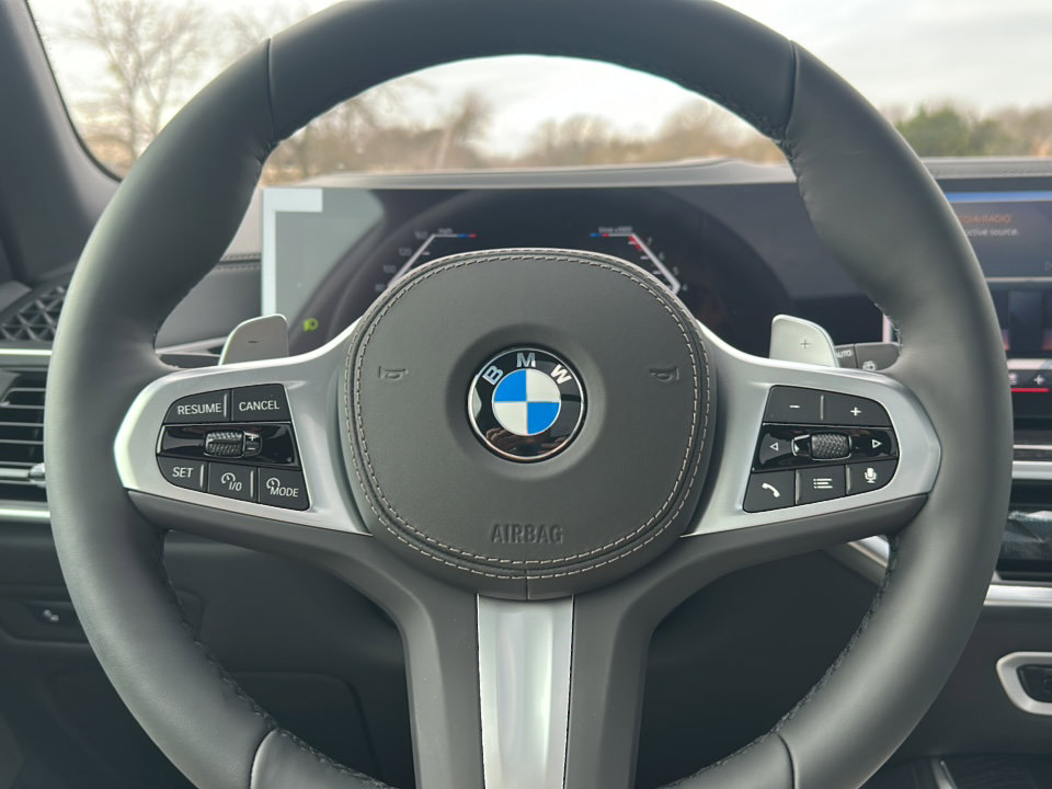 New 2026 BMW X5 xDrive40i w/ M Sport Package AWD/4WD image 18