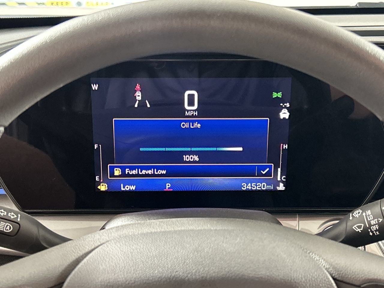 Used 2025 Chevrolet Trax LT FWD image 15