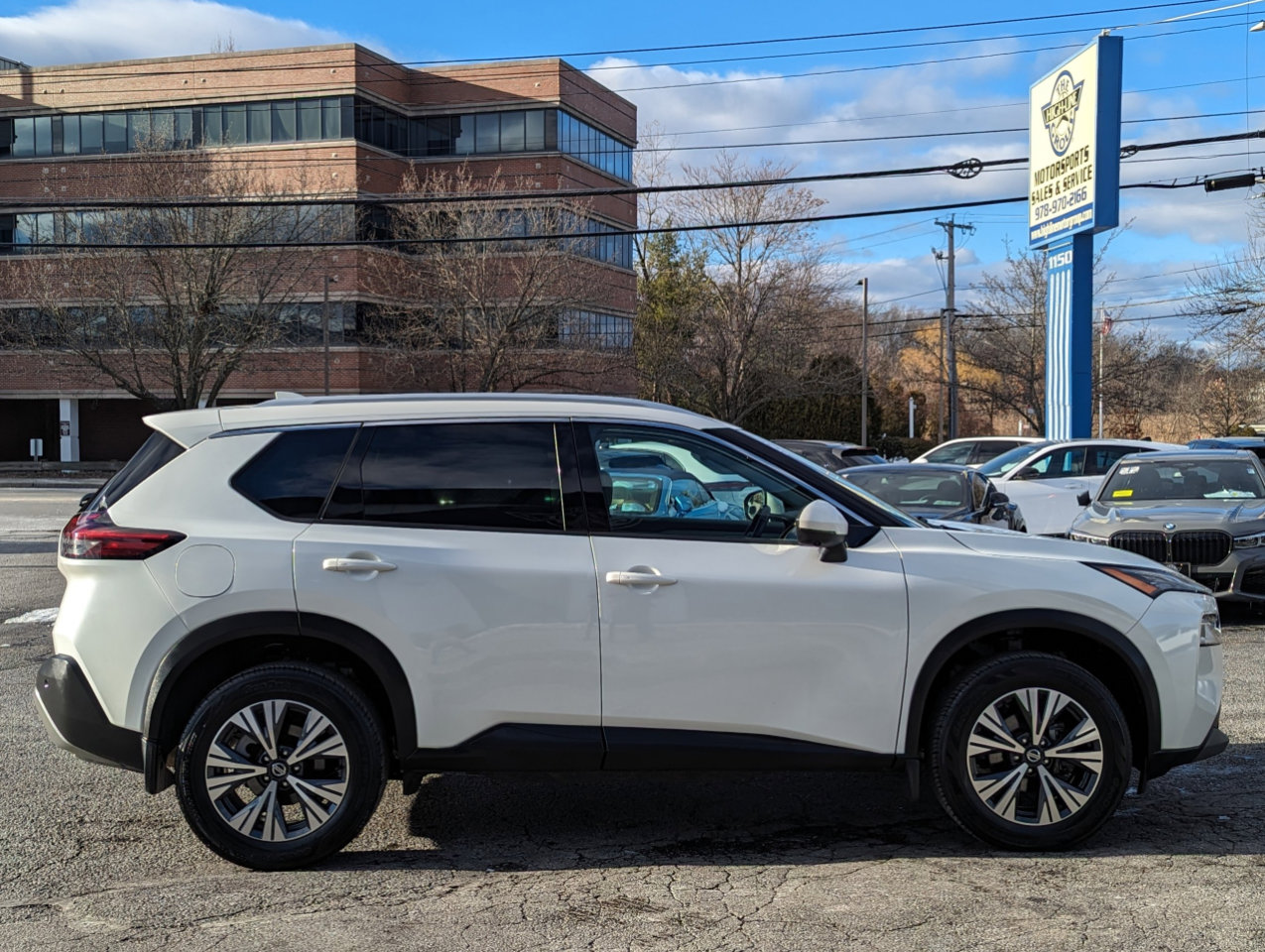 Used 2021 Nissan Rogue SV w/ Premium Package AWD/4WD image 6