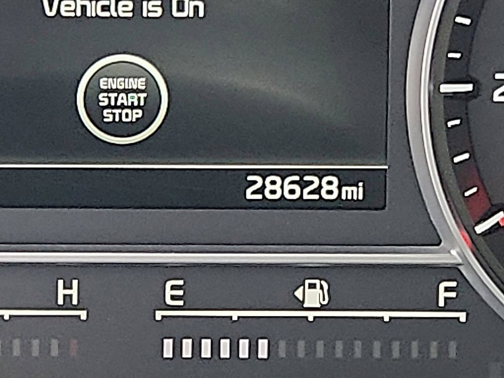 Certified 2023 Kia Sorento S w/ Panoramic Sunroof Package image 18